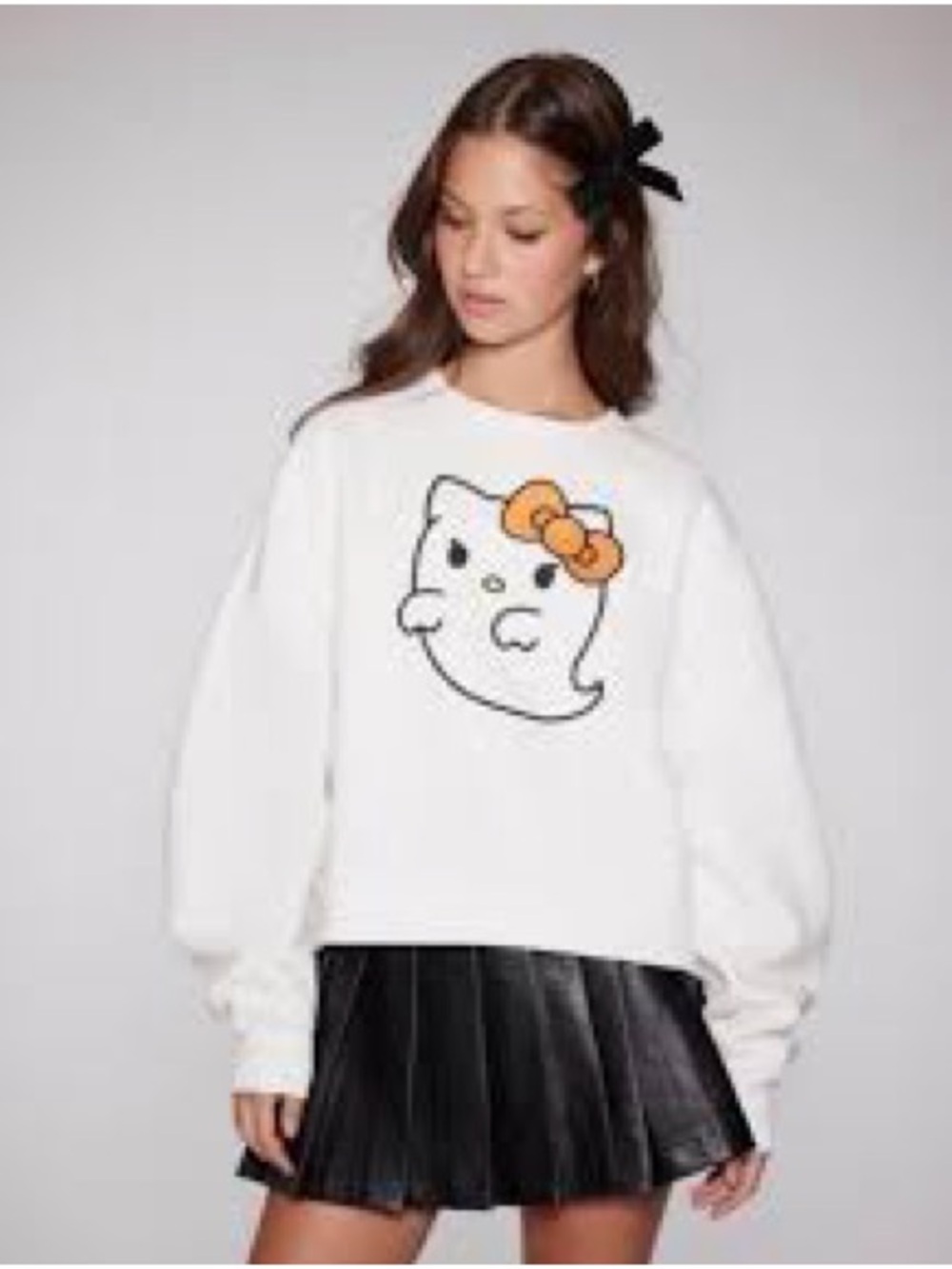 Forever 21 Hello Kitty Ghost Sweatshirt Pullover Size: Medium